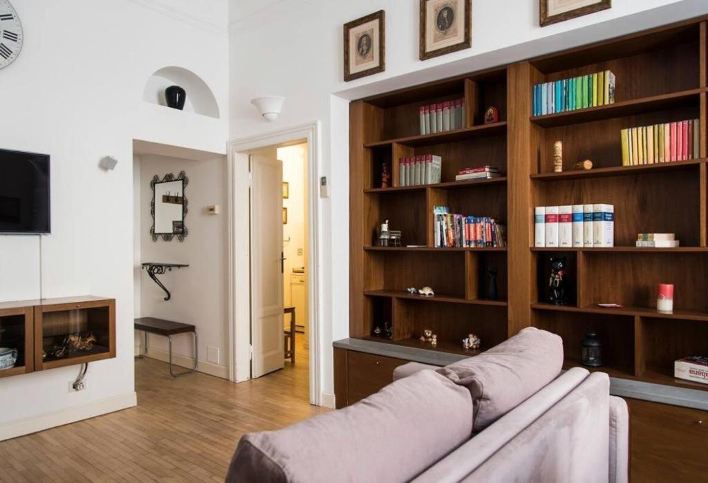 Joivy Classic Flat Near Basilica Di Sant'Ambrogio Apartment Milano Ngoại thất bức ảnh