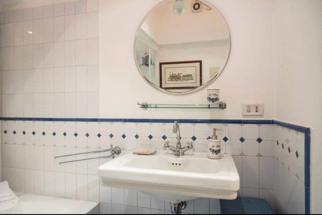 Joivy Classic Flat Near Basilica Di Sant'Ambrogio Apartment Milano Ngoại thất bức ảnh
